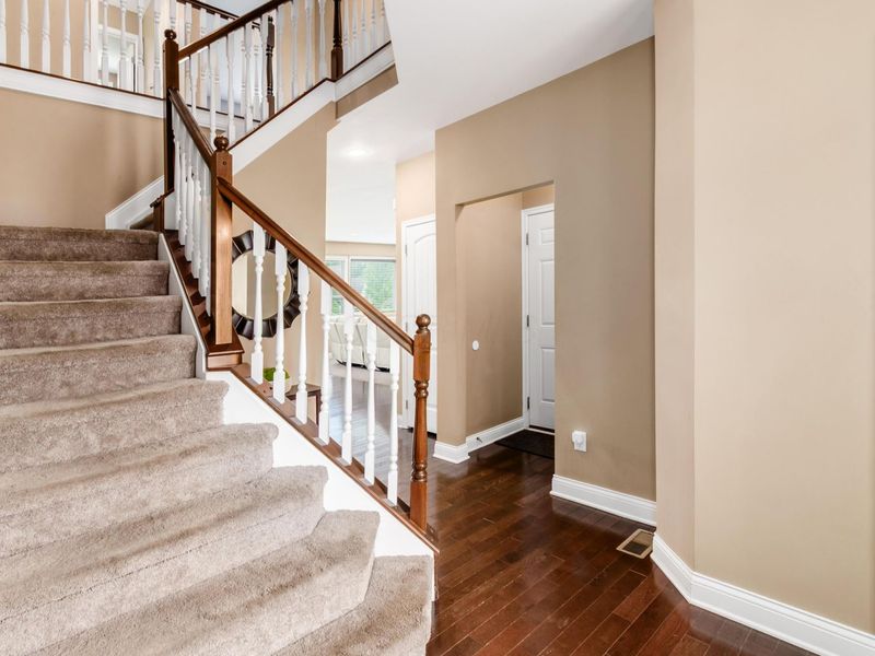 8520 Coldwater Drive, Powell, OH 43065 Photo 18