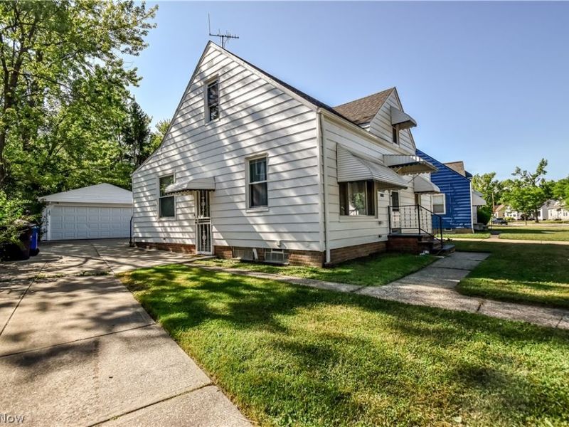 3833 E 186th Street, Cleveland, OH 44122 Photo 3