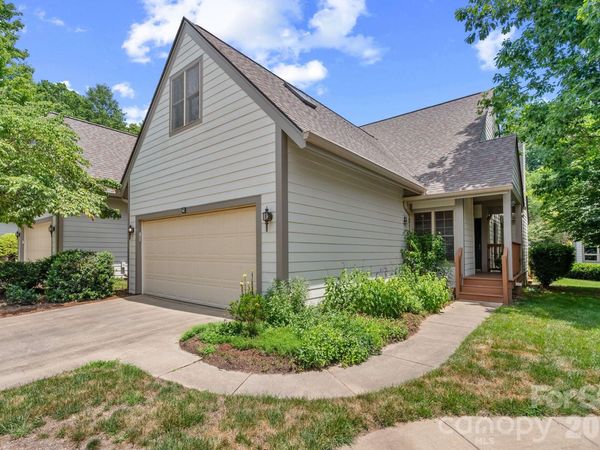 62 Pinnacle Point, Asheville, NC 28805