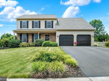 130 Bitternut Rd BITTERNUT, MOUNT WOLF, PA 17347