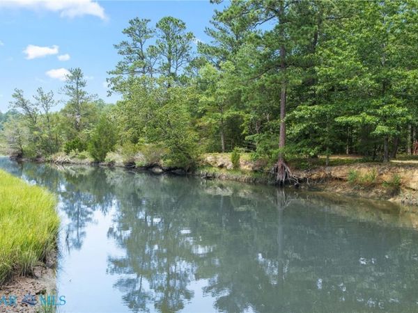 10.18ac Five Gables Woodlands , Gloucester, VA 23061