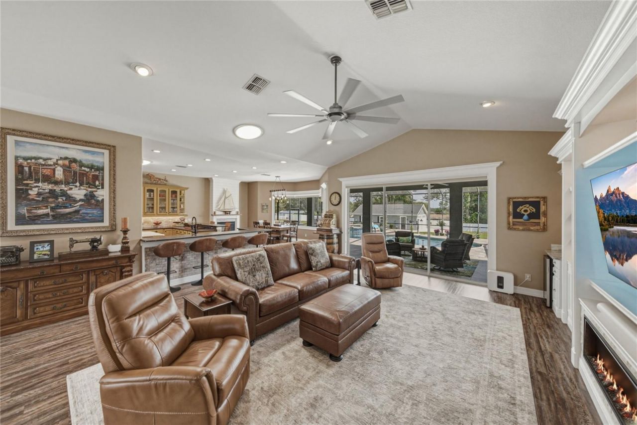 37405 Highridge Drive, Dade City, FL 33525 Photo