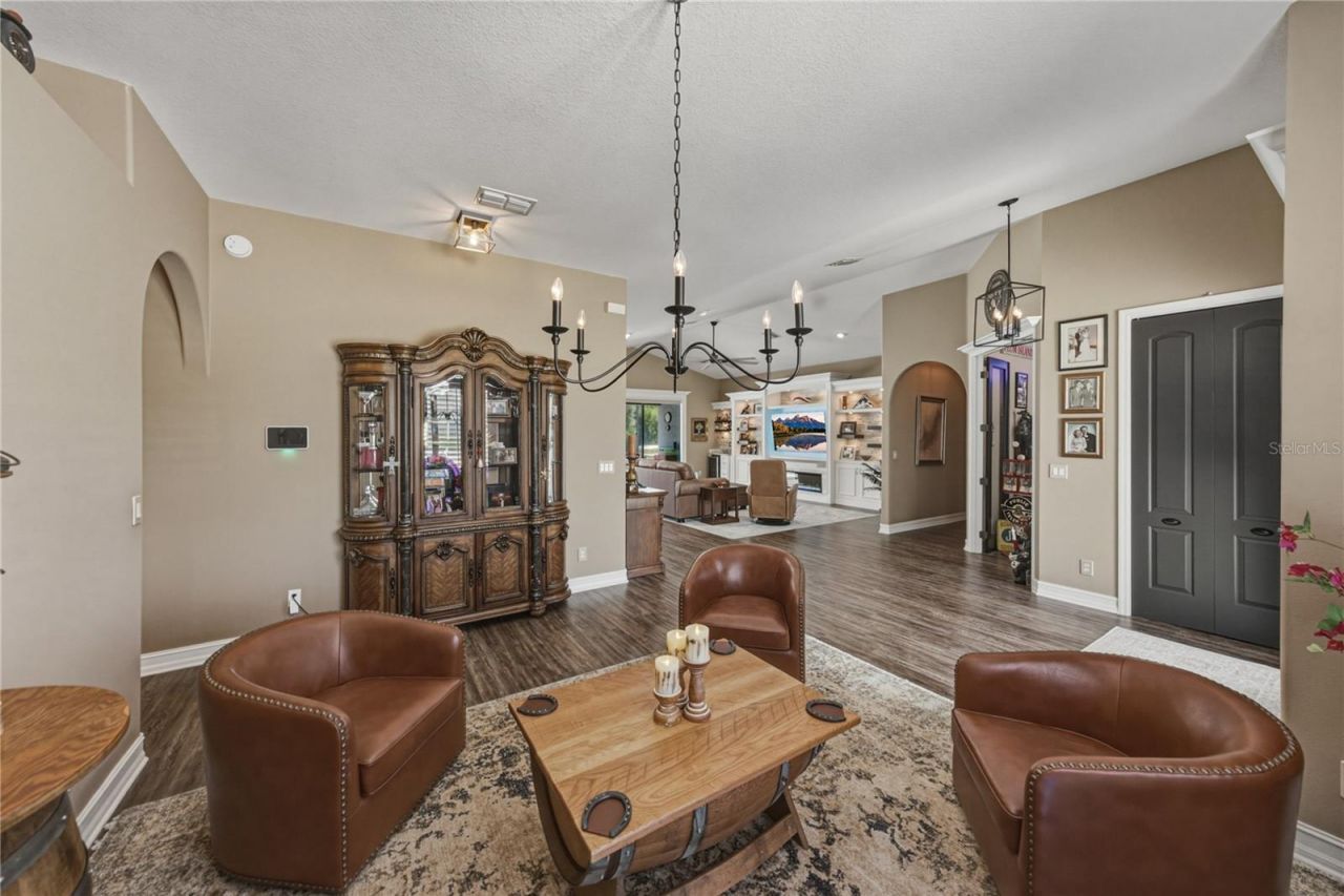 37405 Highridge Drive, Dade City, FL 33525 Photo