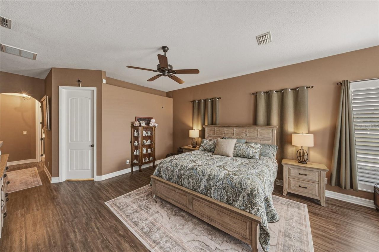37405 Highridge Drive, Dade City, FL 33525 Photo