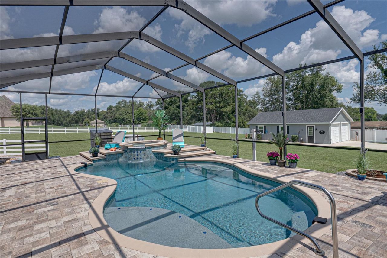 37405 Highridge Drive, Dade City, FL 33525 Photo