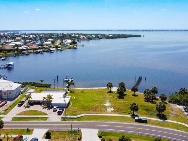 4456 HARBOR BOULEVARD , PORT CHARLOTTE, FL 33952