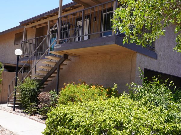 8558 E PORTLAND Street, Scottsdale, AZ 85257