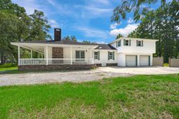 101 Lake Drive photo 4