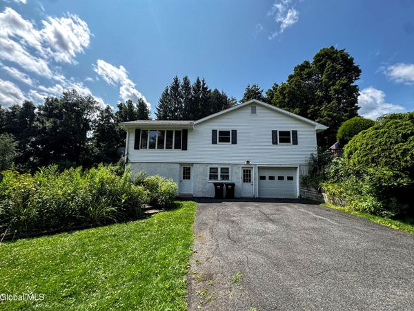 120 Burgess Road, Hoosick Falls, NY 12090
