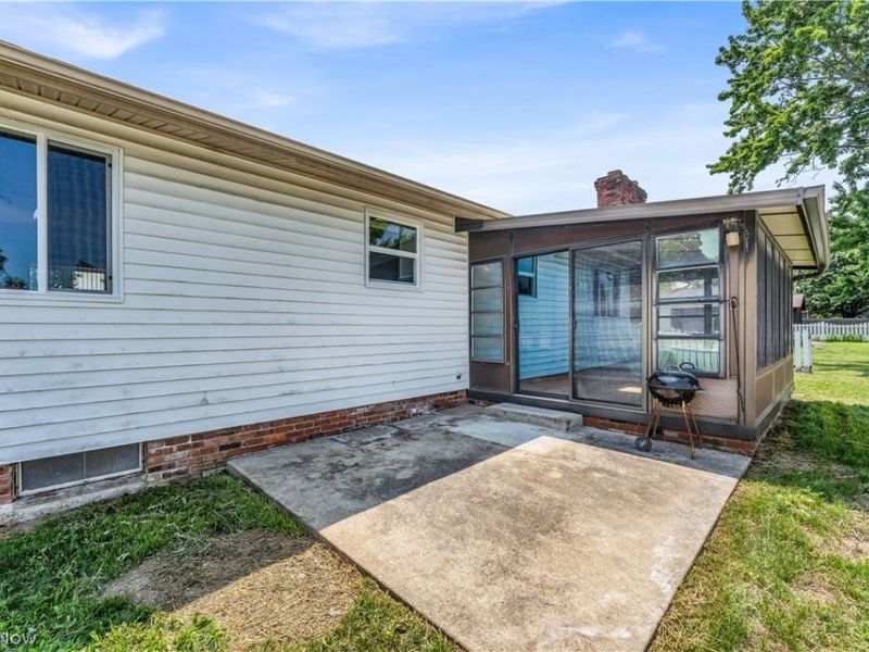 13574 Delaware Drive, Middleburg Heights, OH 44130 Photo 32