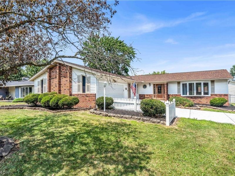 13574 Delaware Drive, Middleburg Heights, OH 44130 Photo 5