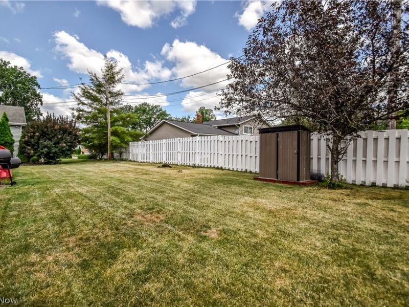 23851 Rockside Road, Bedford Heights, OH 44128 Photo 27