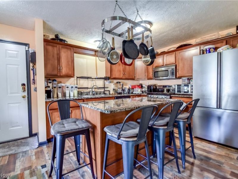 23851 Rockside Road, Bedford Heights, OH 44128 Photo 9