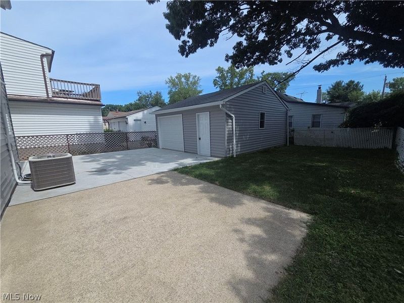 203 Paxton Road, Eastlake, OH 44095 Photo 33