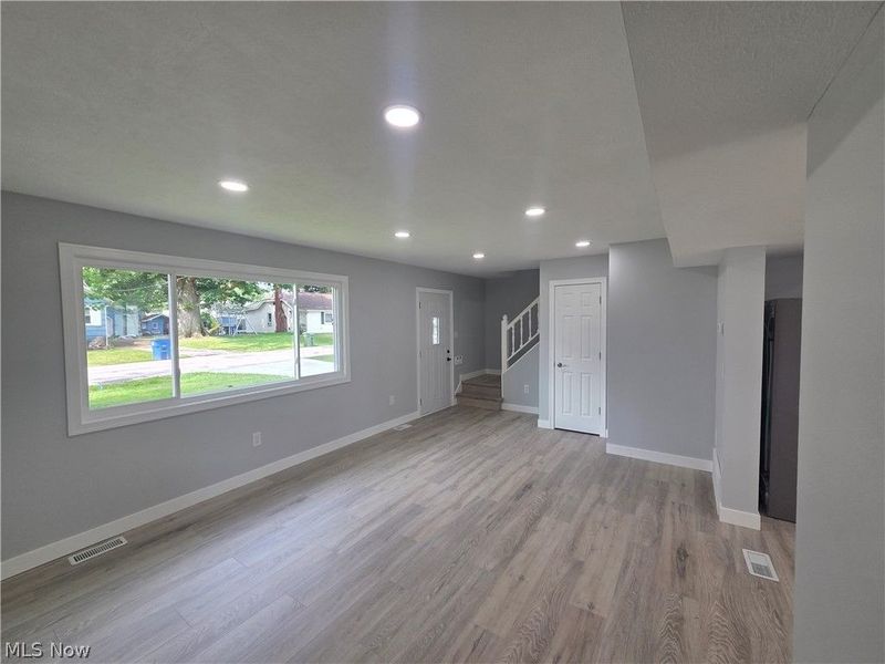 203 Paxton Road, Eastlake, OH 44095 Photo 4