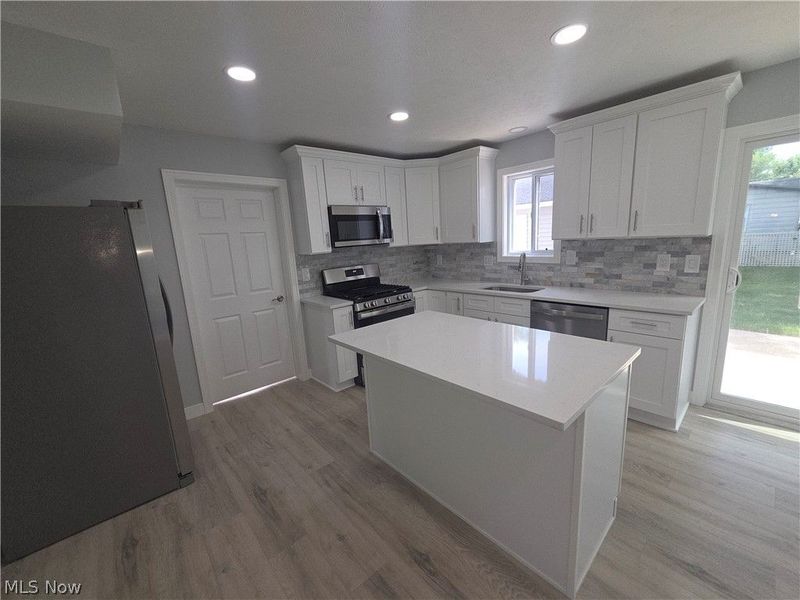 203 Paxton Road, Eastlake, OH 44095 Photo 5