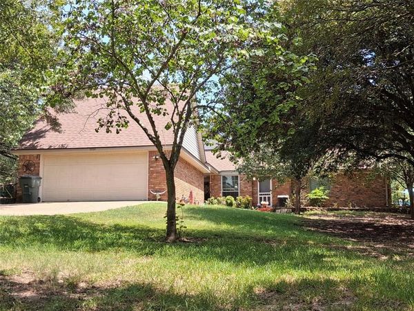 3600 Fox Ridge Road, Lorena, TX 76655