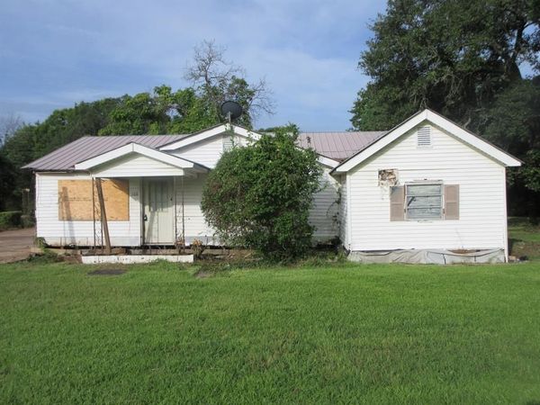 124 Sibley Street , Oil City, LA 71061