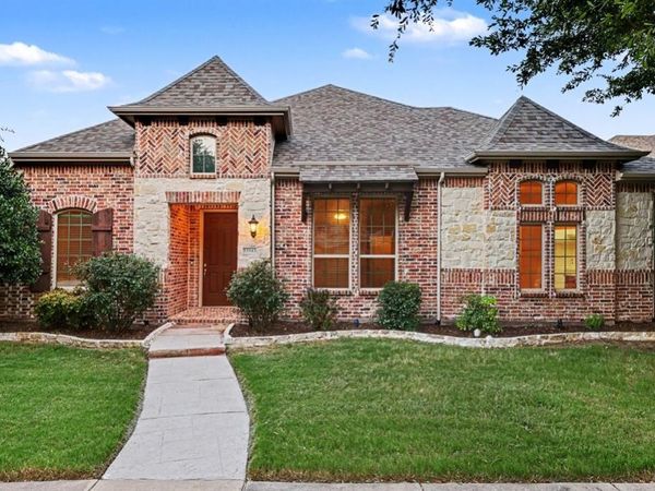 15943 River Glen Drive, Frisco, TX 75035