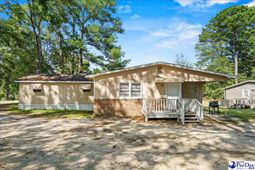2805 Redwood Dr. photo 4