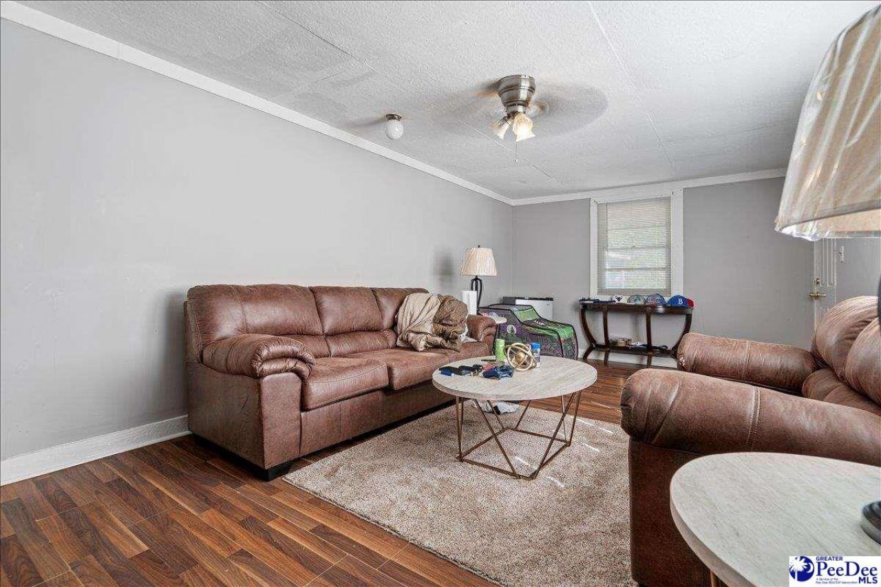 2805 Redwood Dr. Photo 9