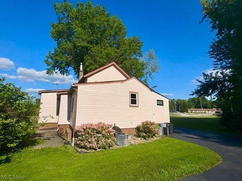 2047 Wilson Avenue NE, Warren, OH 44483 Photo 31
