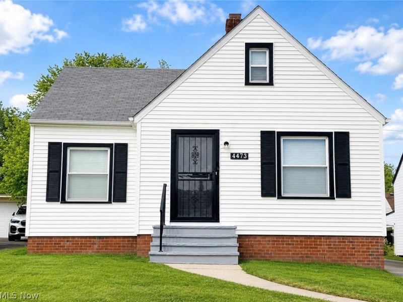 4473 Glenview Road, Warrensville Heights, OH 44128 Photo 1