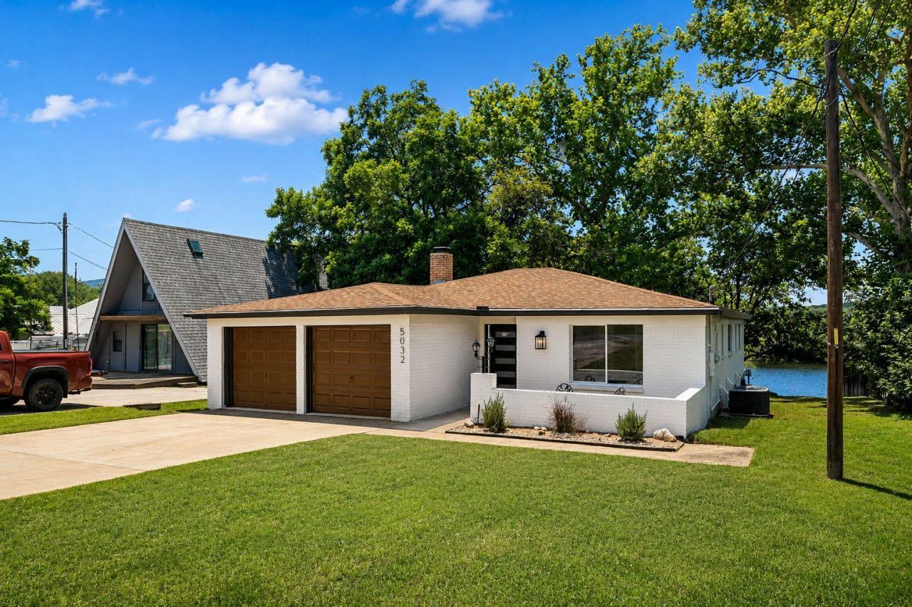 5032 River Oaks Dr, Kingsland, TX 78639 Main Photo