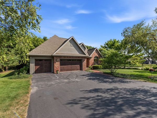 14126 Autumn Ridge Dr, Liberty, WI 54245