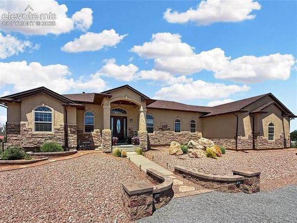 824 Patience Place, Pueblo, CO 81006