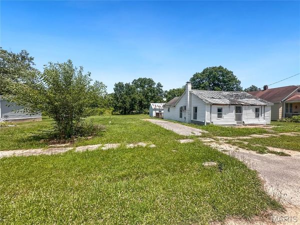 114 Oak Street , Morrison, MO 65061