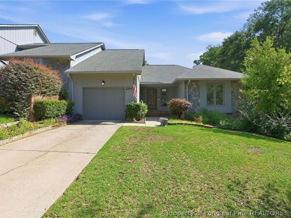 2908 Wedgeview Drive, Fayetteville, NC 28306