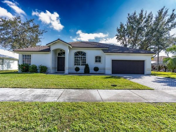 1255 SW Maplewood Drive, Port St. Lucie, FL 34986