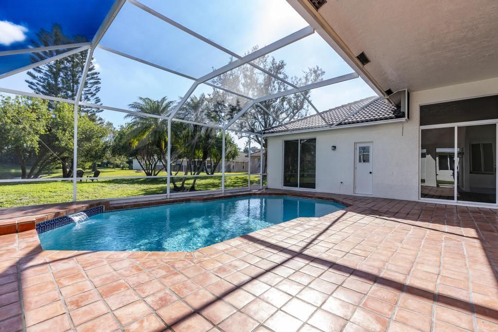 1255 SW Maplewood Drive, Port Saint Lucie, FL 34986 Photo