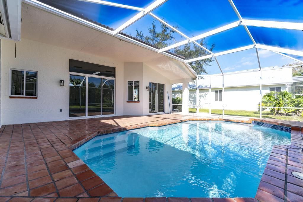 1255 SW Maplewood Drive, Port Saint Lucie, FL 34986 Photo