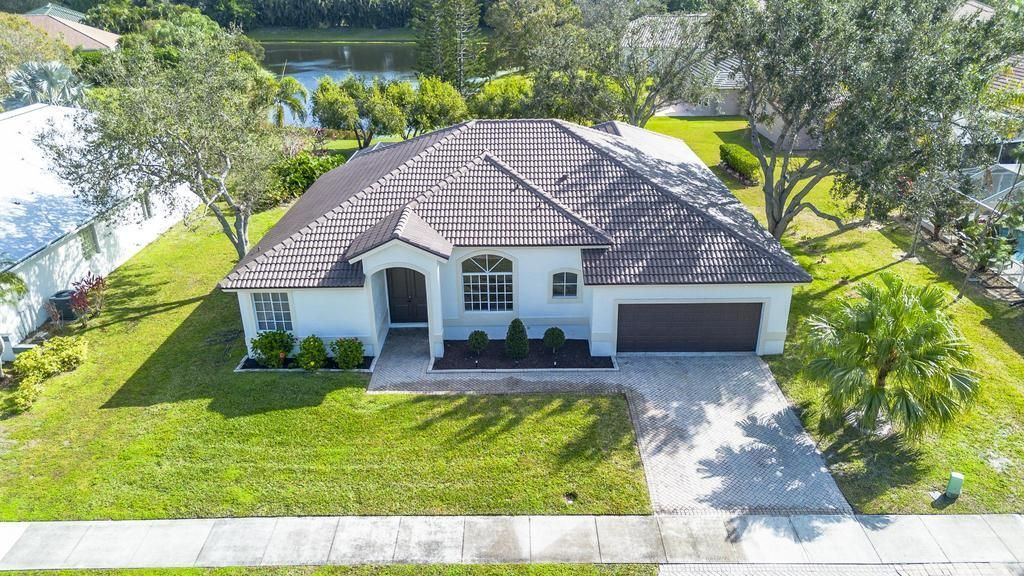 1255 SW Maplewood Drive, Port Saint Lucie, FL 34986 Photo