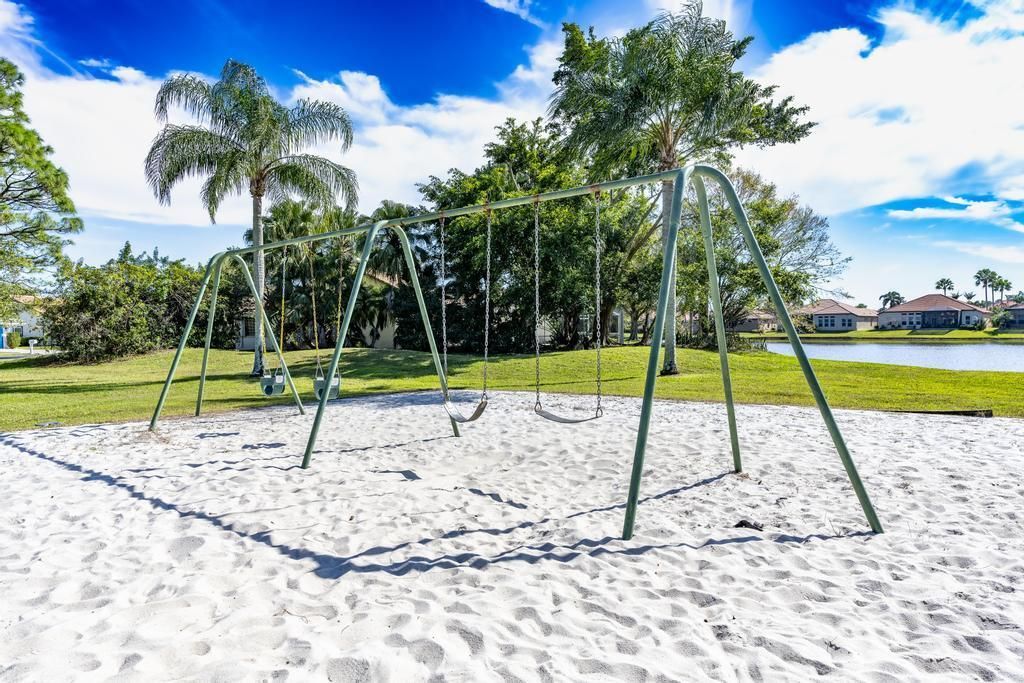 1255 SW Maplewood Drive, Port Saint Lucie, FL 34986 Photo