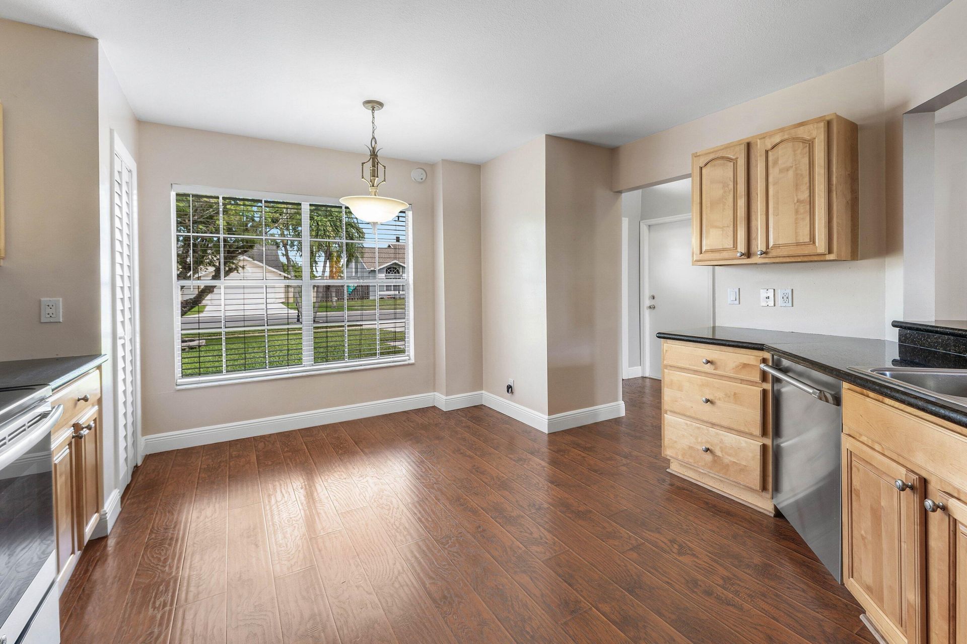 139 Royal Pine Circle S, Royal Palm Beach, FL 33411 Photo