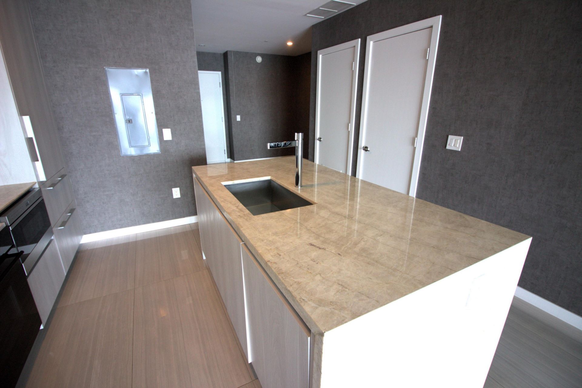 480 NE 31st Street, Unit 906, Miami, FL 33137 Photo