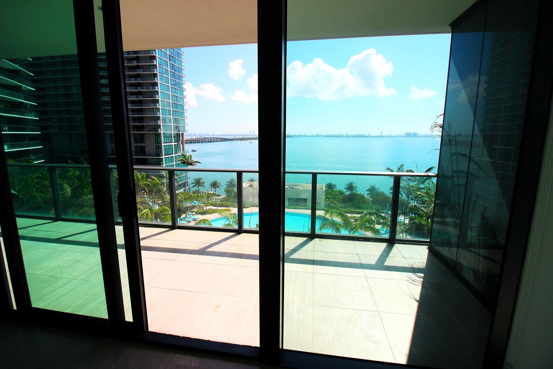 480 NE 31st Street, Unit 906, Miami, FL 33137 Photo