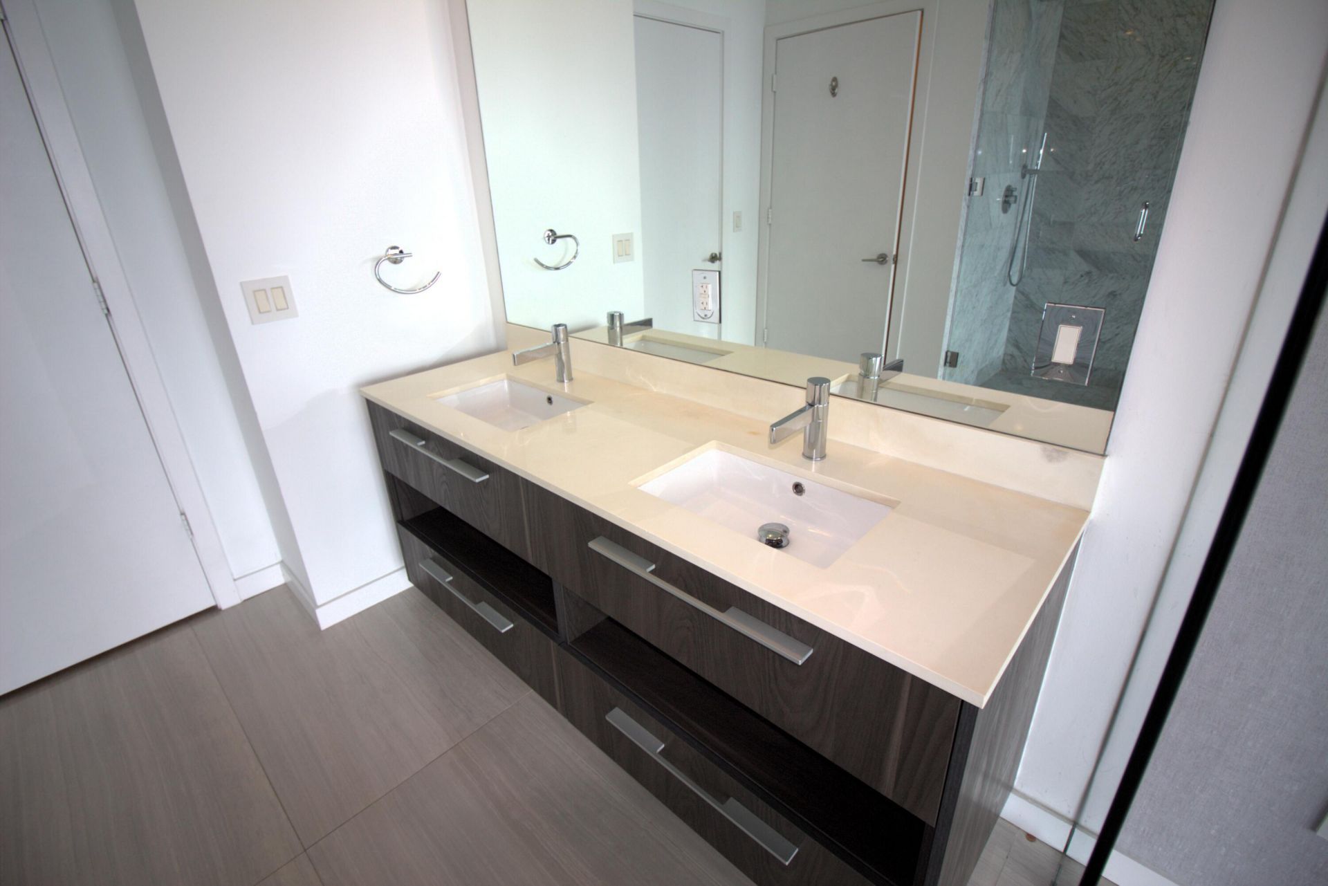 480 NE 31st Street, Unit 906, Miami, FL 33137 Photo