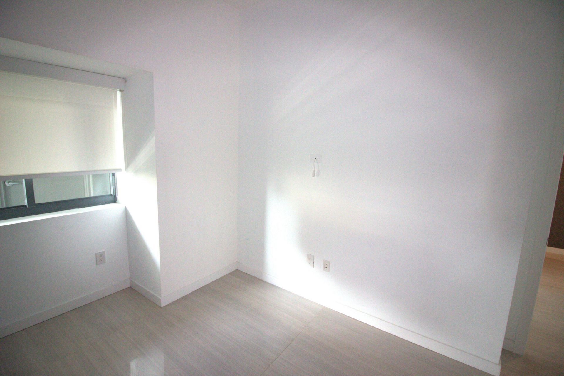 480 NE 31st Street, Unit 906, Miami, FL 33137 Photo