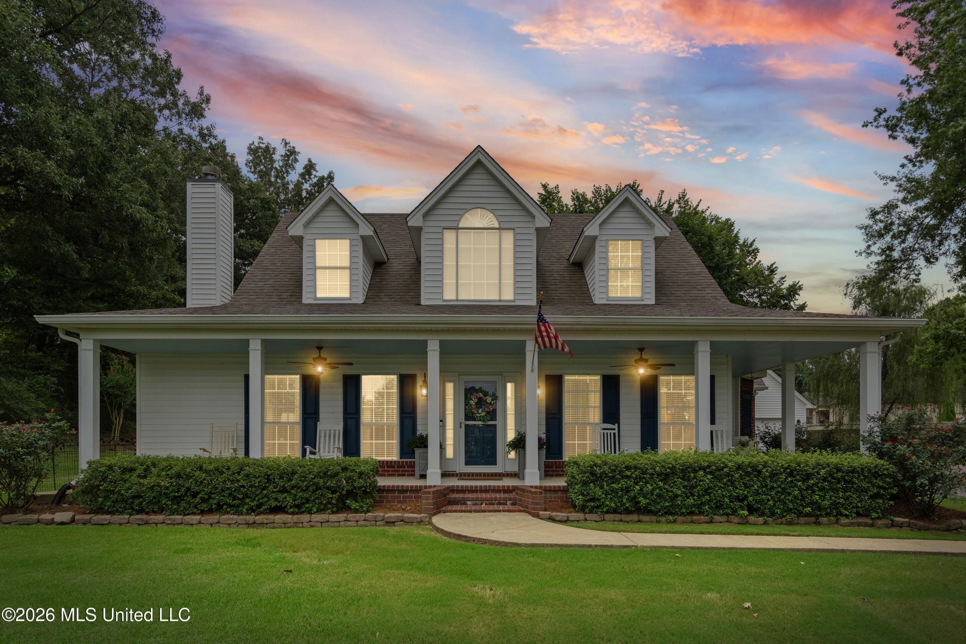 8805 N Robertson Lane, Olive Branch, MS 38654 Main Photo