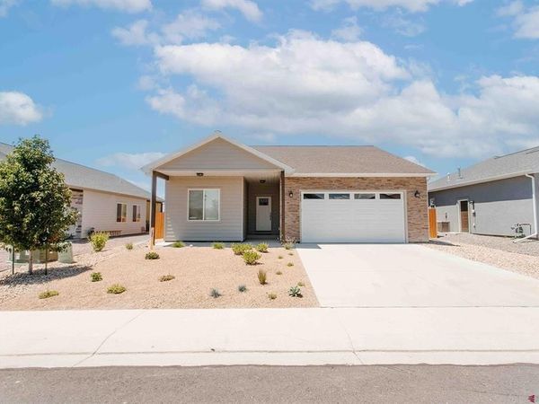 1423 Fivemile Creek Avenue, Montrose, CO 81401