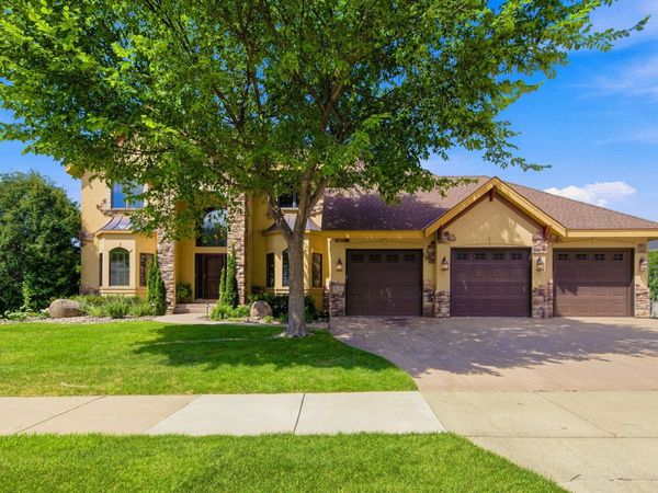 1008 Newhall Drive, Faribault, MN 55021