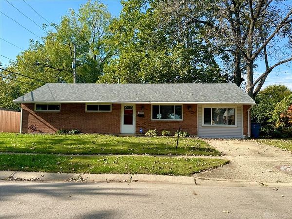 6355 Chippingdon Drive, Huber Heights, OH 45424