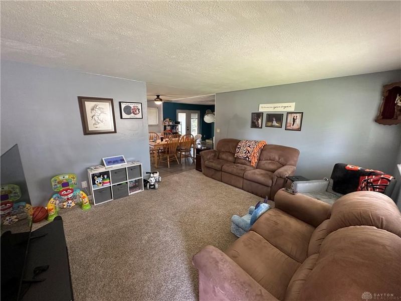 6355 Chippingdon Drive, Huber Heights, OH 45424 Photo 2