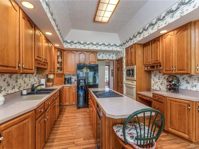 2464 Shenandoah Drive, Troy, OH 45373 Photo 19