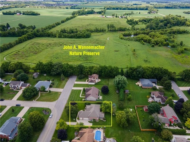 2464 Shenandoah Drive, Troy, OH 45373 Photo 9