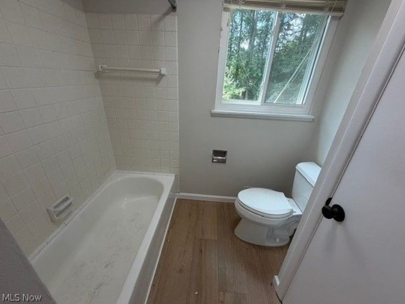 26941 Adele Lane, Olmsted Falls, OH 44138 Photo 17